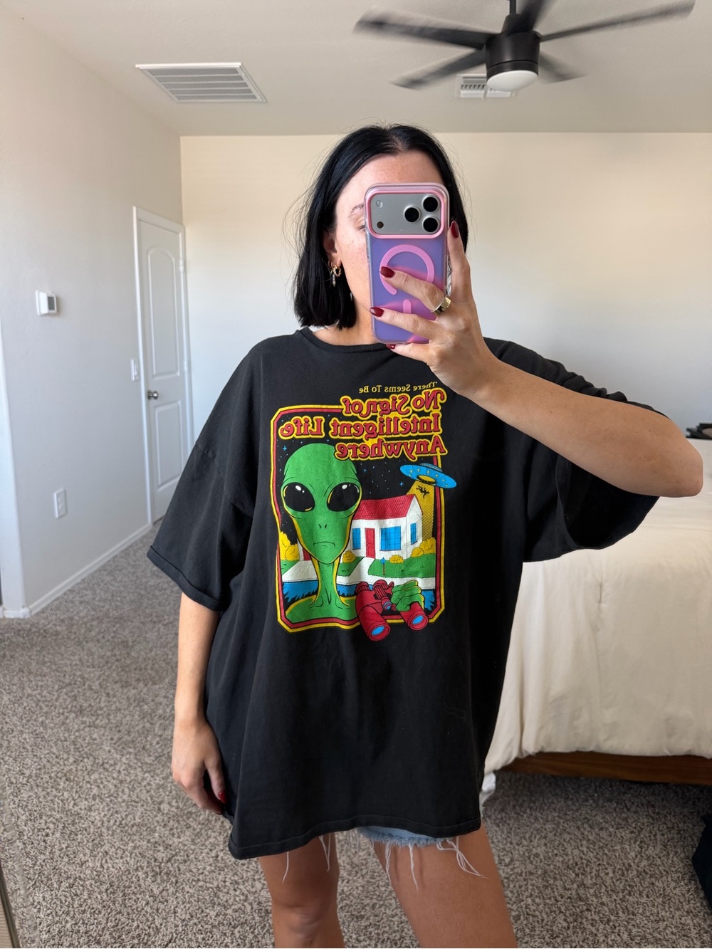 Y2K alien tee